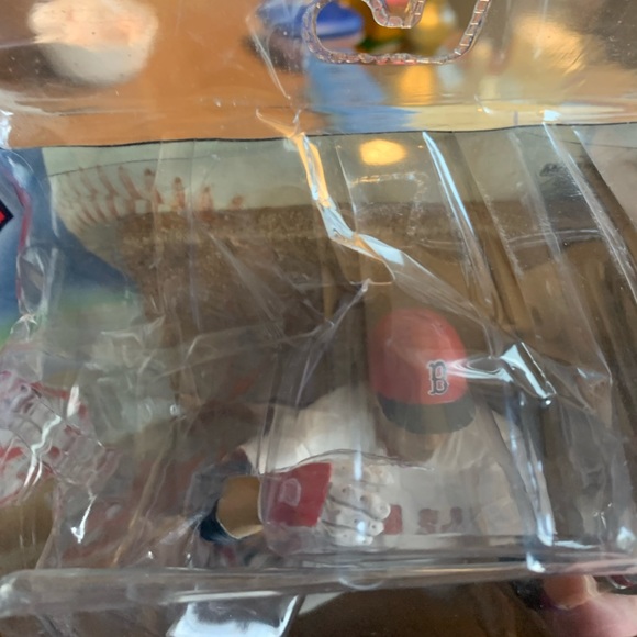 Unopened 2006 Carlton Fisk from the McFarlane Cooperstown Collection series 3. - Picture 8 of 9